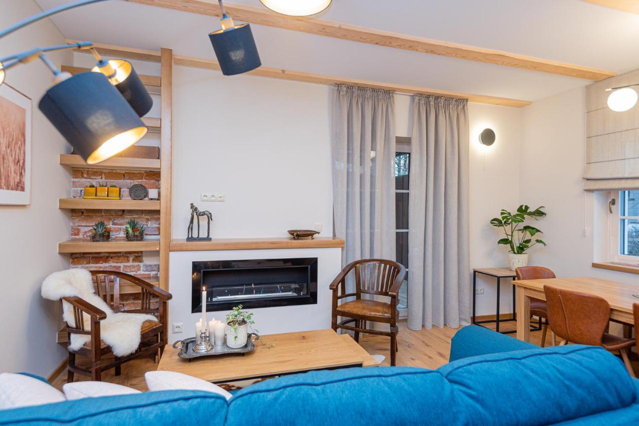 Memel Townhouse Apartamentai Klaipėda Exteriör bild
